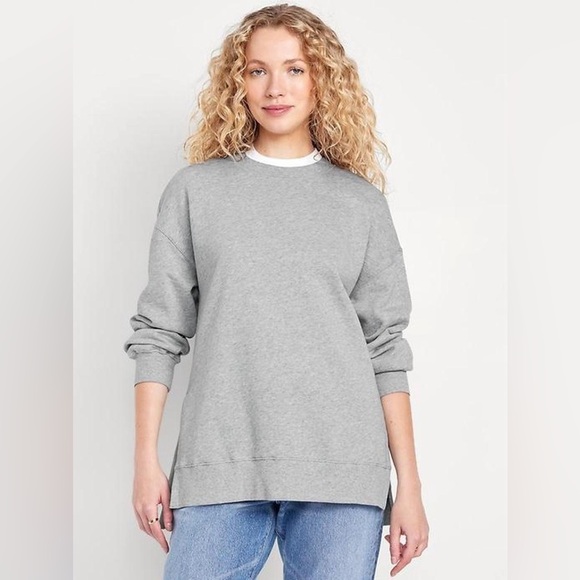 Old Navy Sweaters - Old Navy SoComfy Relaxed Tunic Sweatshirt Size Small Heather Grey